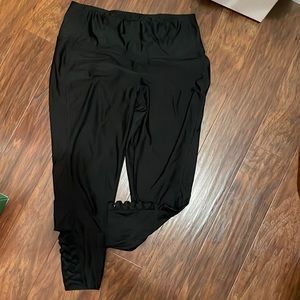 Mid rise leggings
